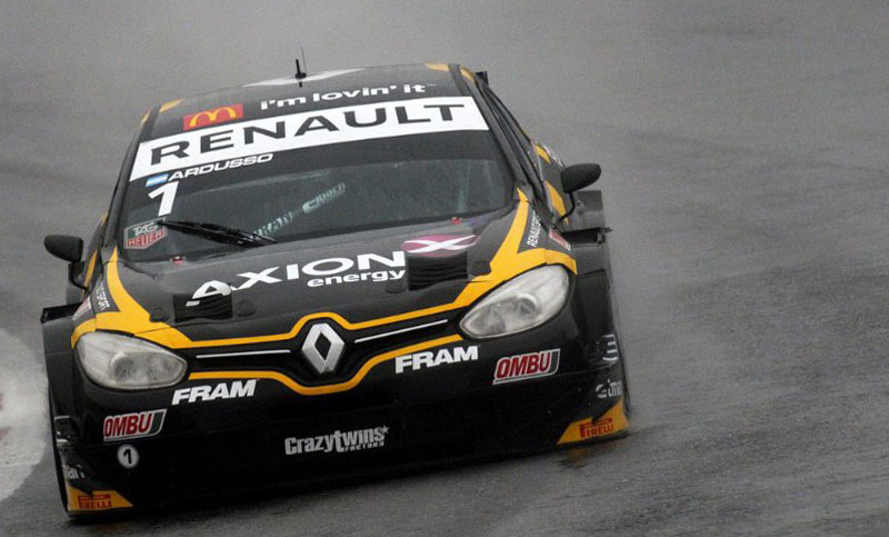 Ardusso se quedó con la final sabatina del Súper TC 2000 en Rosario