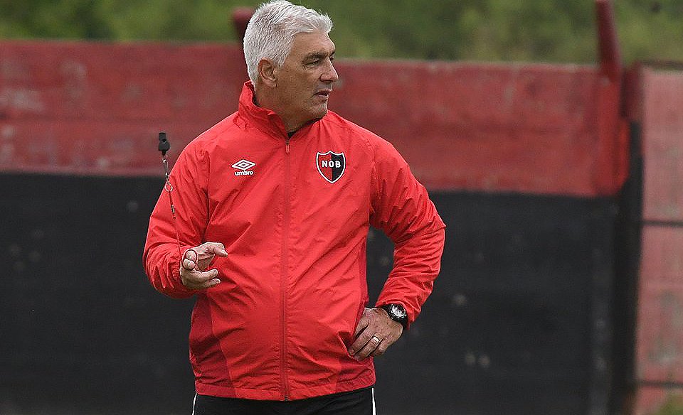 De Felippe admitió que el duelo ante Independiente será “muy complicado”