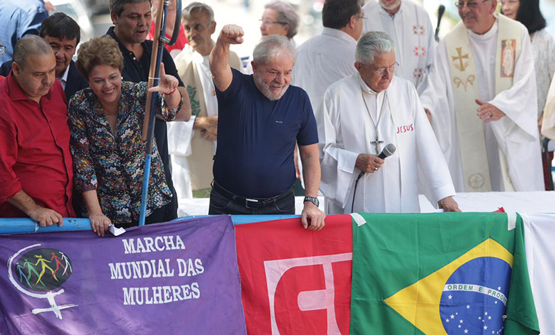 Lula aceptó el pedido de detención y se presentará frente a la justicia