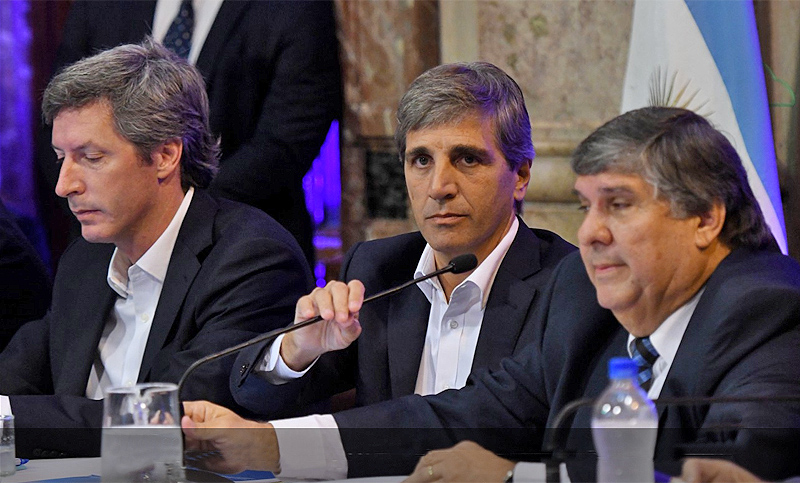 La oposición ahora se une para ponerle límites a la deuda externa