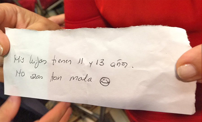 Más allá del escándalo del «papelito» hubo críticas a la postura de Caputo