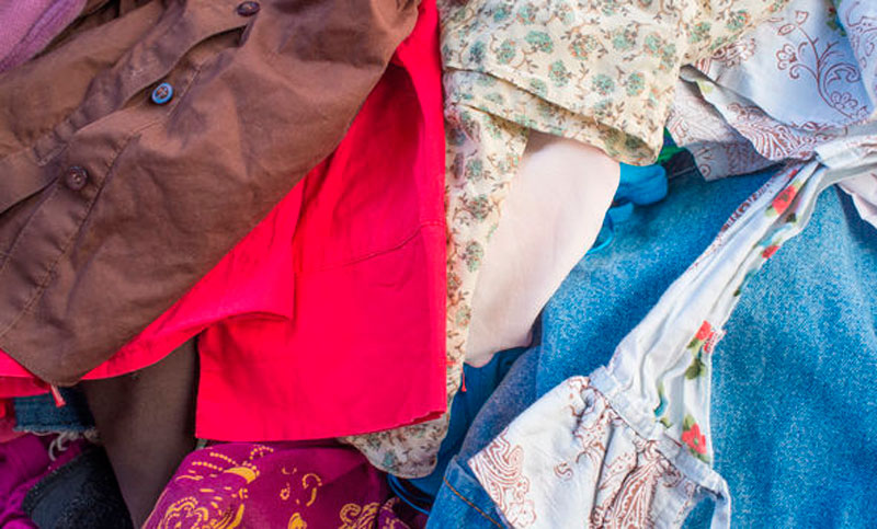 Recolectan textiles en desuso para destinar al Hospital de Niños