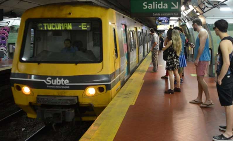 Docente, estatales, camioneros y el subte paran este viernes en Capital Federal