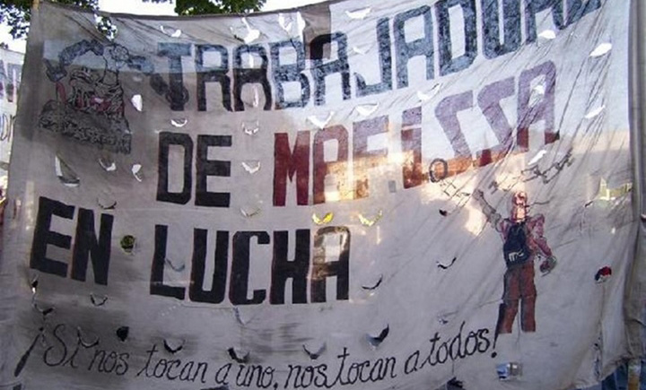 Más de 310 despidos y miles de suspensiones en una hilandería