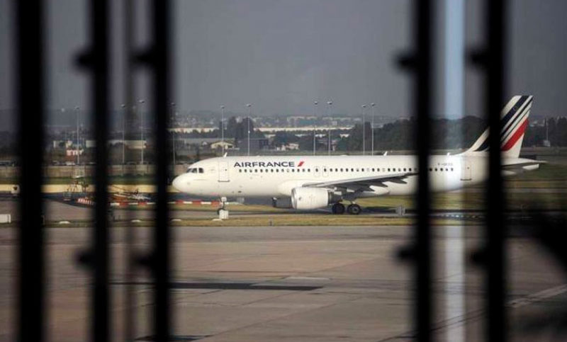 El director de Air France amenaza con renunciar si continúan las huelgas de trabajadores