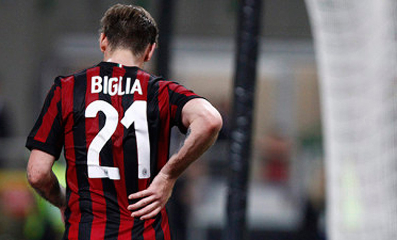 Biglia se lesionó y complica su llegada a Rusia