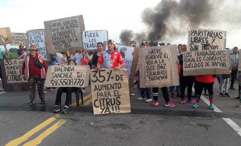 Obreros tucumanos denuncian que la Uatre los ha traicionado