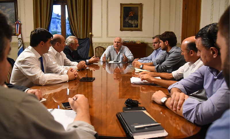 Lifschitz se reunió con responsables del área de Seguridad para frenar la ola de violencia