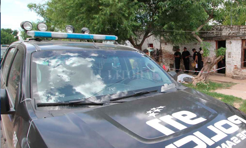 Un hombre trató de impedir un asalto a una mujer embarazada y fue asesinado