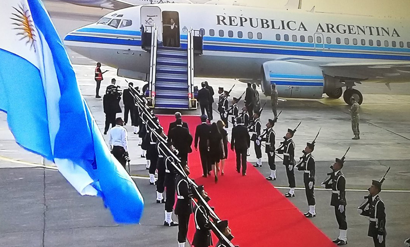 Macri llegó a Lima para participar de la Cumbre de las Américas