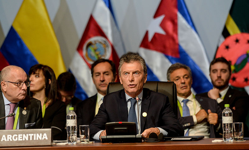 Ante los presidentes reunidos en Lima, Macri dijo que desconocerá las elecciones en Venezuela