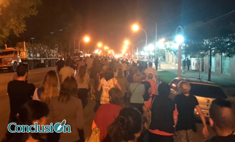 Vecinos de Pérez volvieron a marchar en reclamo de seguridad