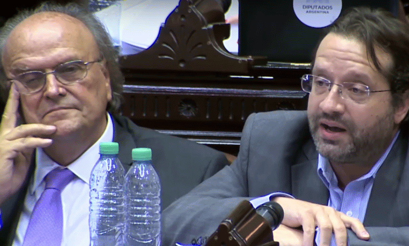 «Vivimos en un país que invierte en deuda y está fallando la política económica»