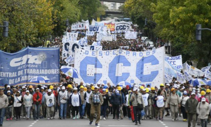 Unas 150 mil personas se movilizaron en reclamo de los derechos laborales