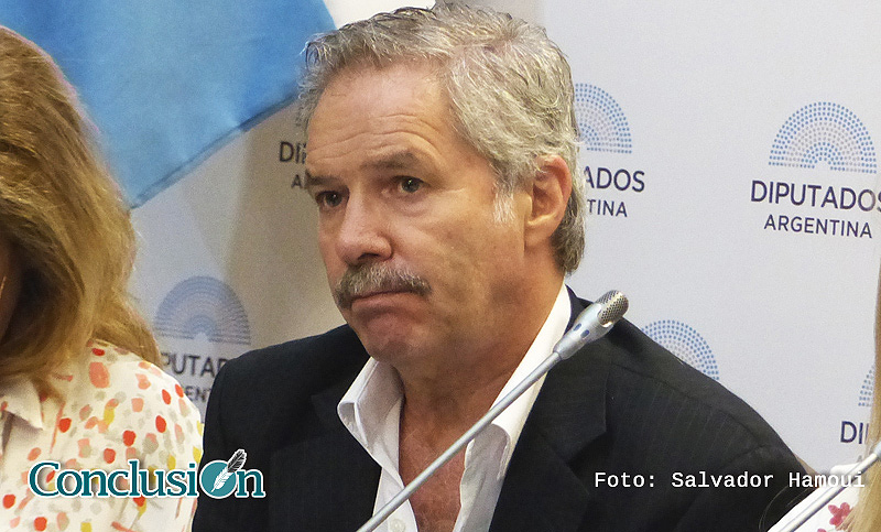 Solá lanzó guiños a Cristina y dijo que le “gustaría” ser candidato a presidente