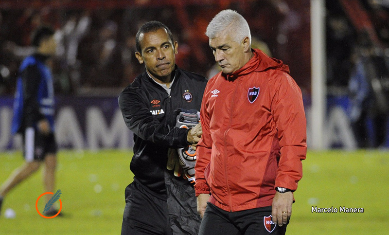 «Me voy triste porque no pasamos, pero muy contento con el rendimiento del equipo»