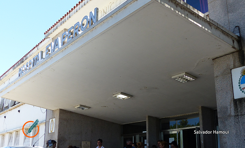 Dos policías asistieron a una embarazada de trillizos a dar a luz