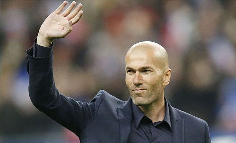 Zidane se va del Real Madrid tras ser tricampeón de Champions