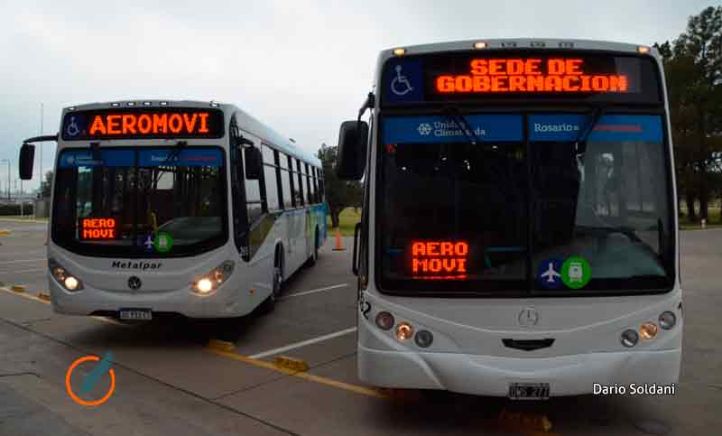 Con gran expectativa, comenzaron a funcionar los nuevos colectivos Aeromovi
