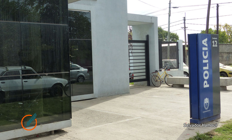 Le tocó la puerta a un hombre, le dijo que estaba embarazada de él y le robó