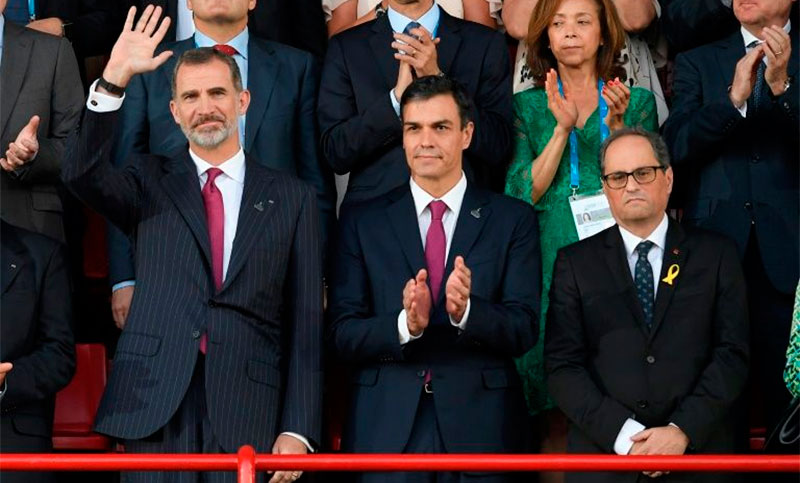 Tenso primer encuentro entre el rey de España y el presidente catalán