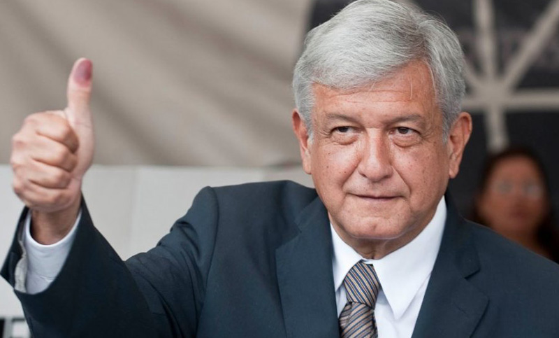 López Obrador crece en las encuestas y rozaría la mayoría en el Congreso