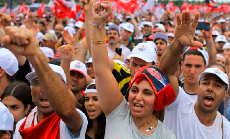 Elecciones en Turquía: abrieron los centros de votación