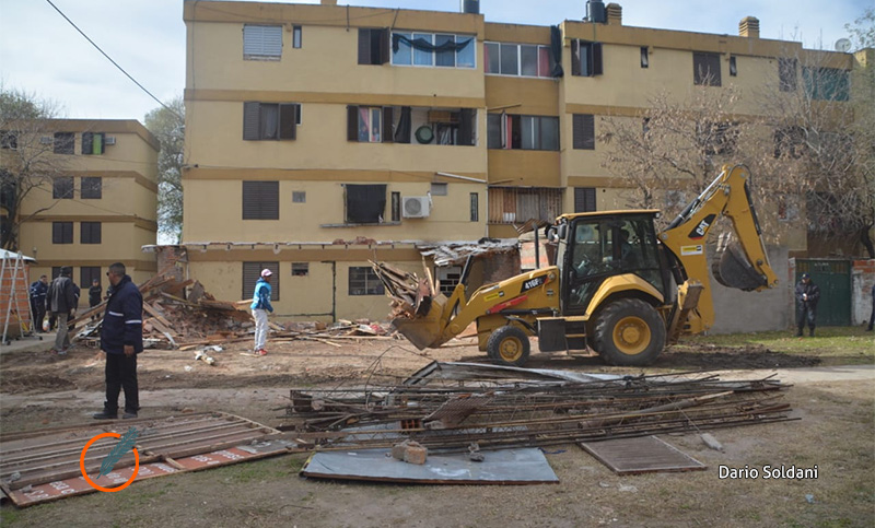 Varios allanamientos en inmuebles usurpados en barrio Municipal