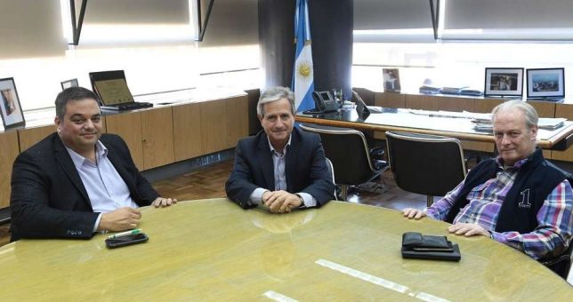 Tras firmar la paritaria de Upcn, el Gobierno confirmó que va por 5.000 cesantías