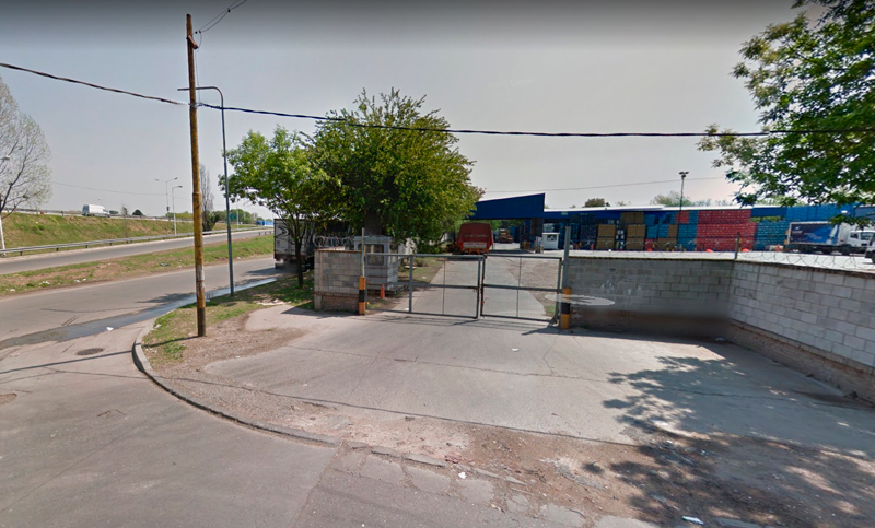 Tres jóvenes terminaron detenidos luego de robar 36 cervezas de una distribuidora