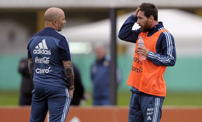 Sampaoli, Messi y Tapia se reunieron para preparar el partido con Nigeria