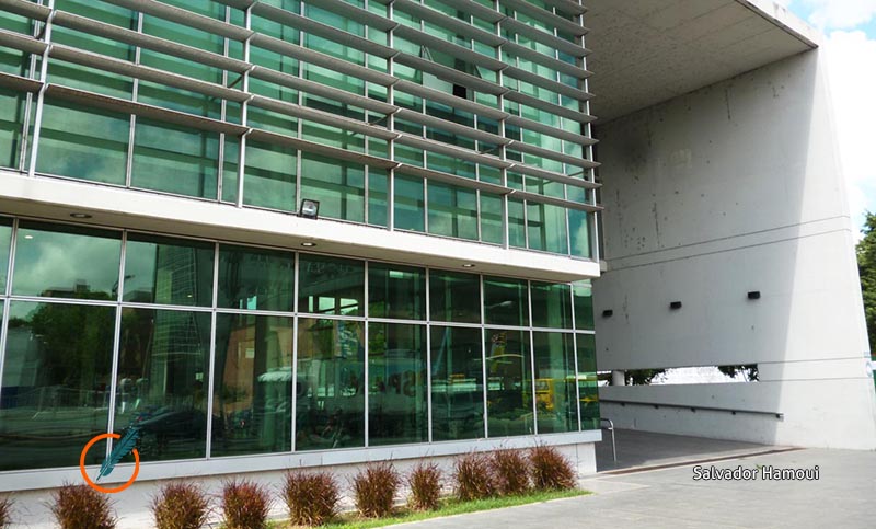 Dos jóvenes gravemente heridos en un ataque a balazos