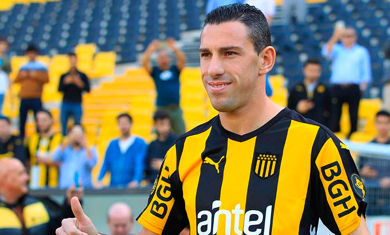 Maxi Rodríguez seguirá otro año en Peñarol