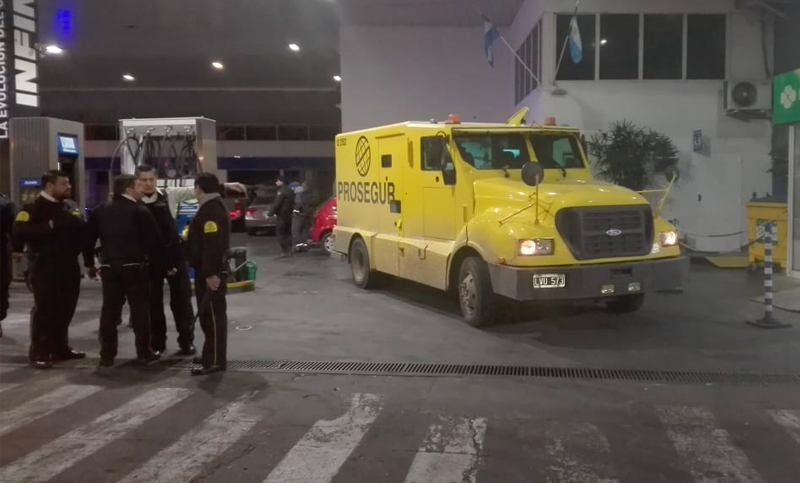 Tiroteo durante un presunto intento de asalto a un camión de caudales