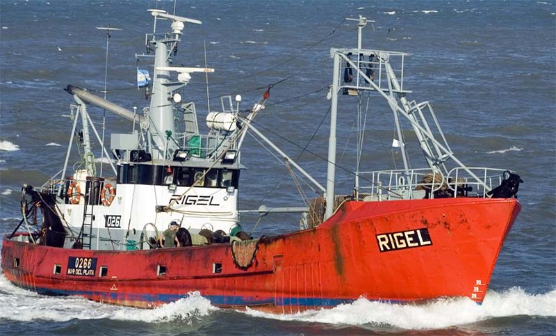 El cuerpo hallado en la zona de navegación del Rigel es del capitán