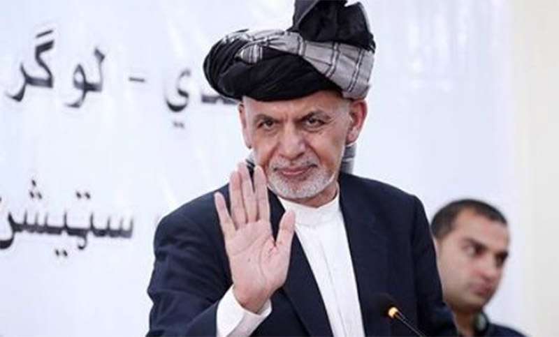Los talibanes anuncian que no prolongarán el alto el fuego en Afganistán