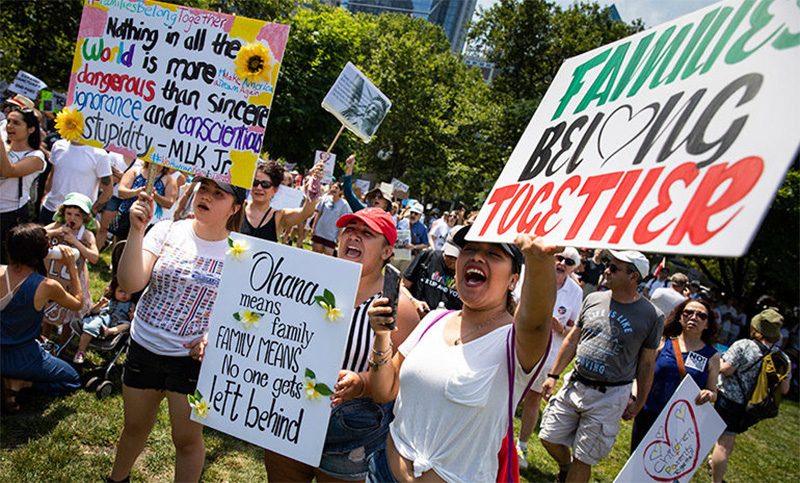 Protestas en todo EE.UU. contra la dura línea antiinmigrantes de Trump
