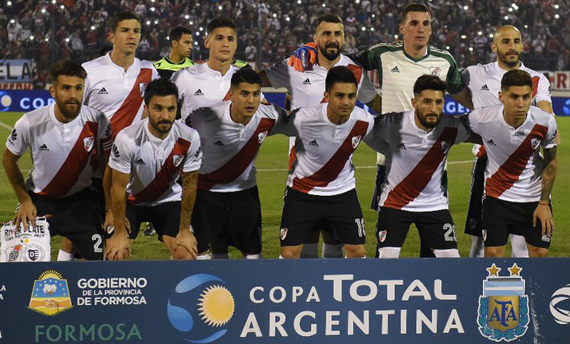 River goleó a Dálmine y es el primer clasificado a los octavos de final