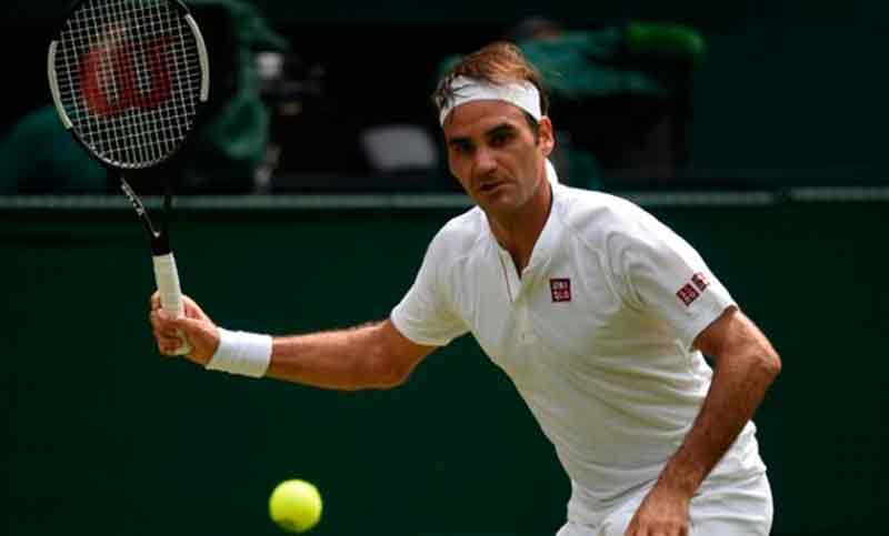 Federer supera a Mannarino y accede a cuartos en Wimbledon