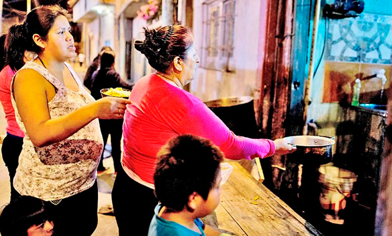Uno de cada cuatro chicos solo come en la escuela o en comedores