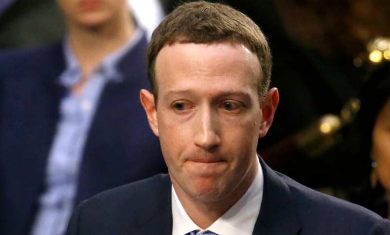 Facebook, en el centro de una polémica por publicaciones que niegan el Holocausto