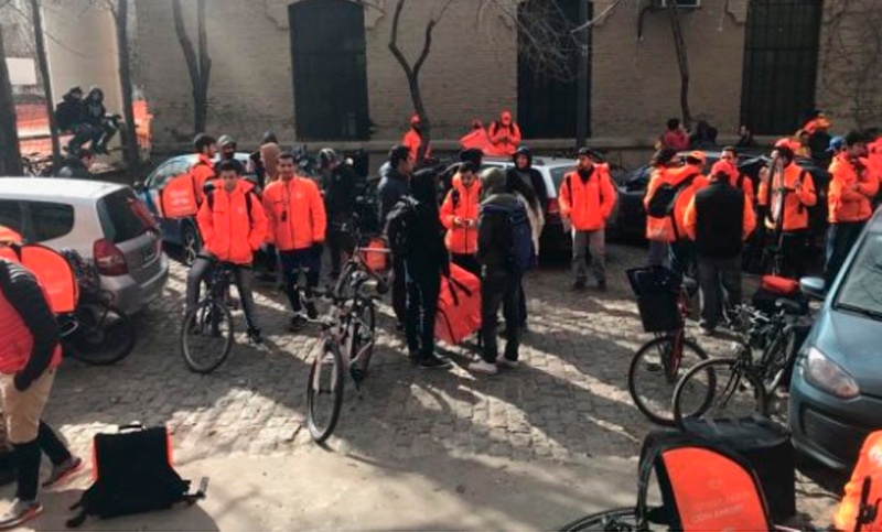 Primera protesta de trabajadores de plataforma en Argentina