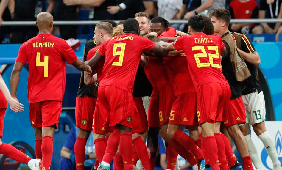 Bélgica dio vuelta el partido y se metió en cuartos sobre el final
