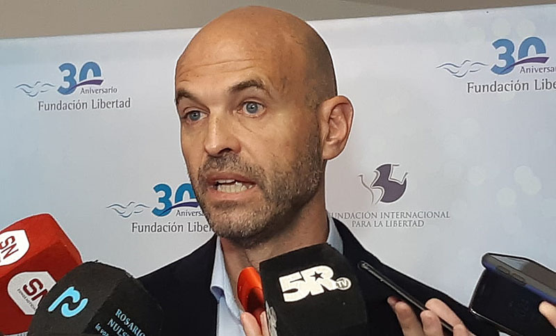 Dietrich, que pasó por Rosario, anunciará aumentos en colectivos y trenes