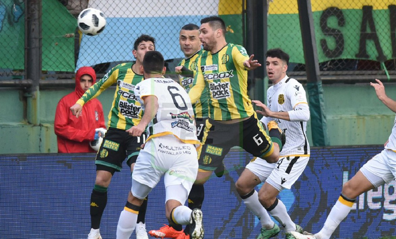 Olimpo superó a Aldosivi en penales, pese a los esfuerzos de Pocrnjic