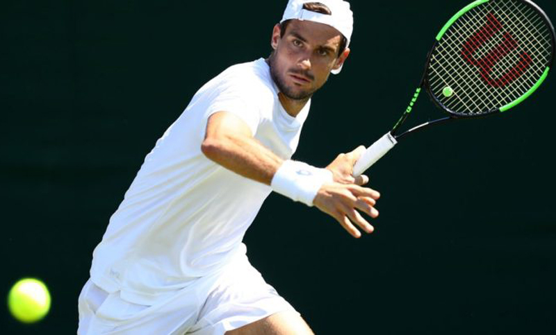 Pella perdía en Wimbledon y el match fue postergado por la lluvia