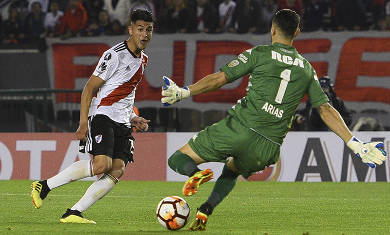 River simplificó con una goleada la llave ante Racing y clasificó a cuartos