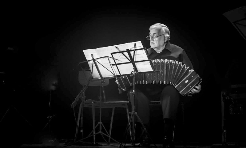 Cholo Montironi y trío se presenta este viernes en el Atlas