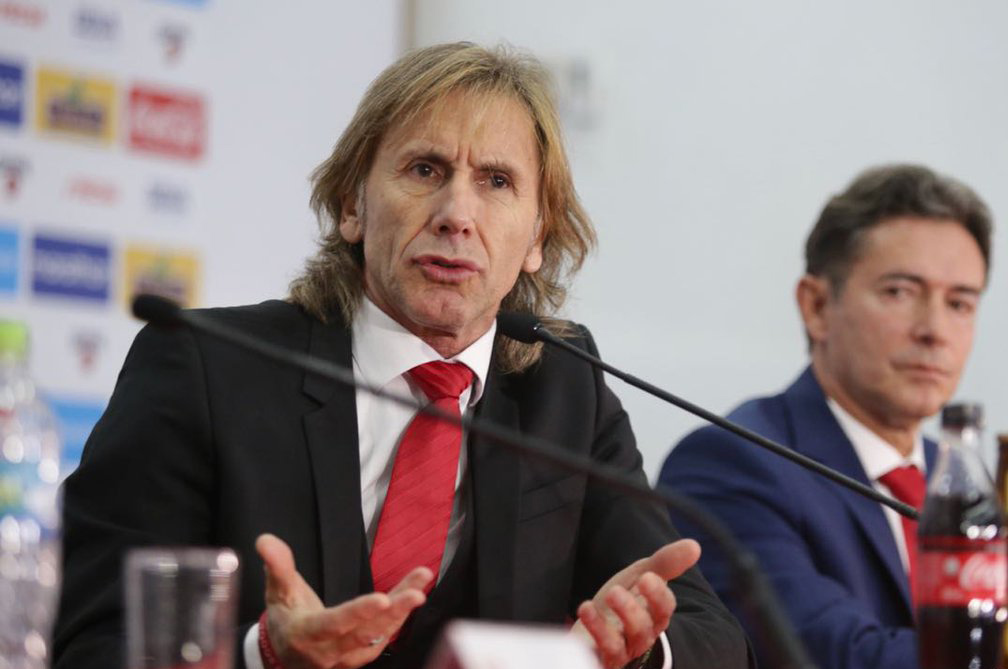 Gareca renovó en Perú con la misión de llegar a Qatar 2022