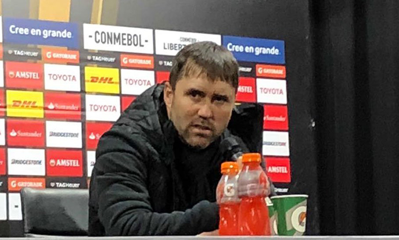 Coudet hizo limpieza en el equipo para enfrentar a Central